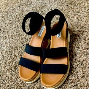 Stave madden sandals